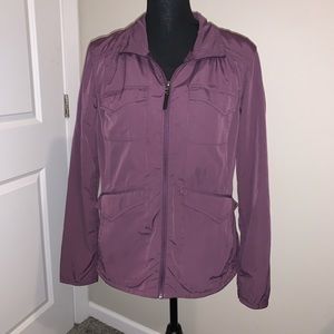 Eddie Bauer lightweight rain jacket size medium